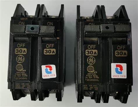 30A Circuit Breaker 2 Pole Single Phase Bolt.